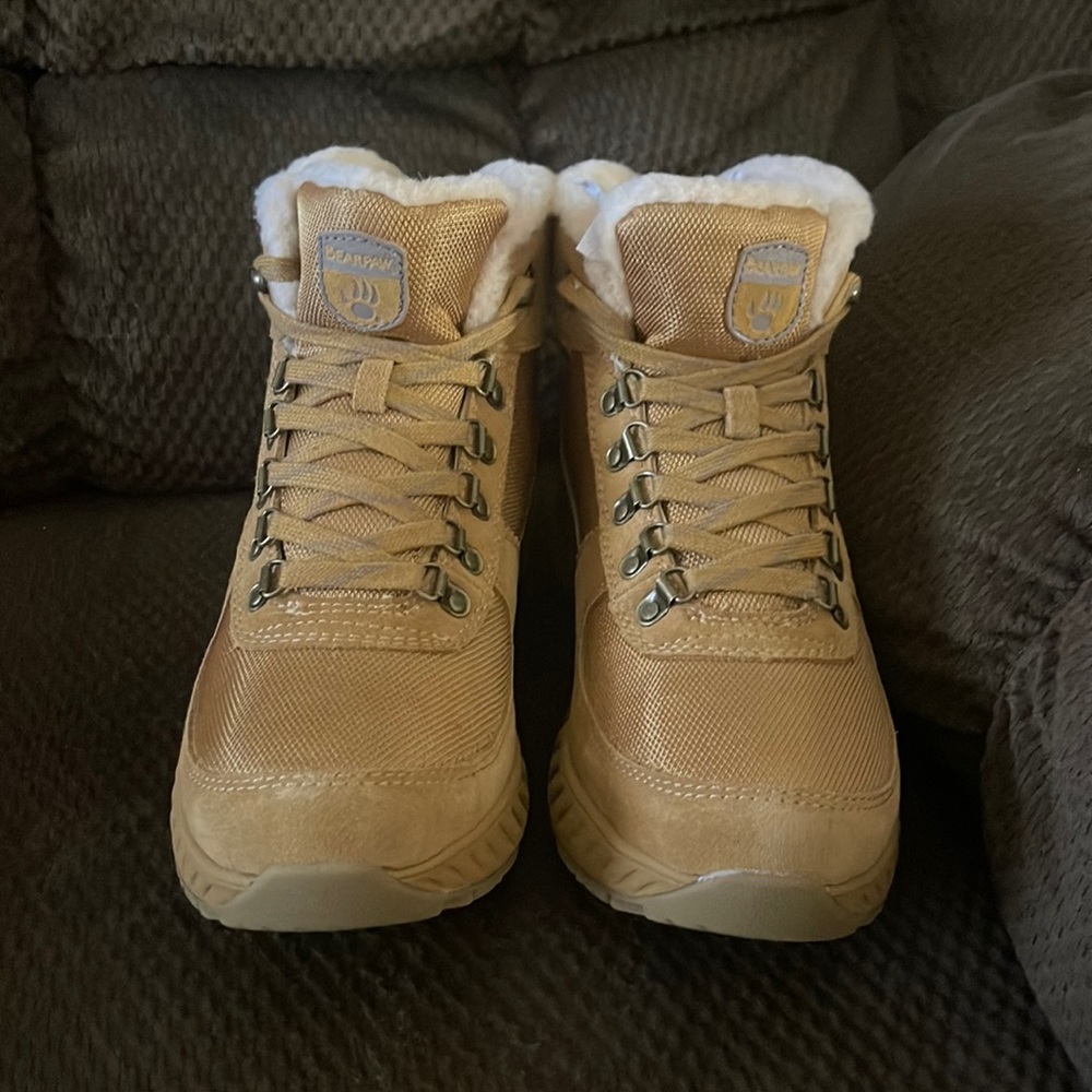 Bear Paw men’s winter boots size 11